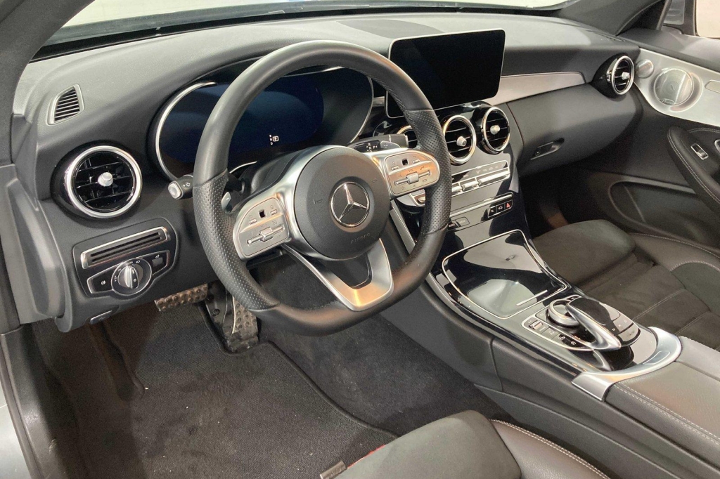 Mercedes-AMG C-Klasse 2019 фото 7
