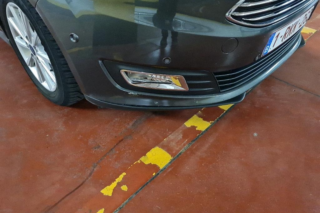 Ford Grand C-MAX 2017 photo 23