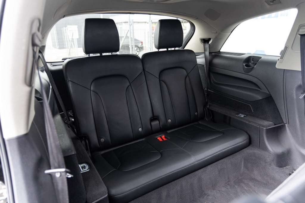 Audi Q7 2015 фото 35