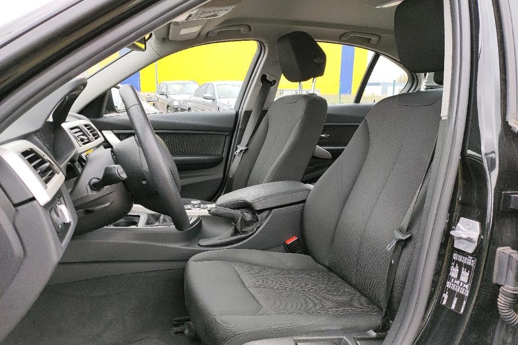 BMW 3er 2017 photo 4