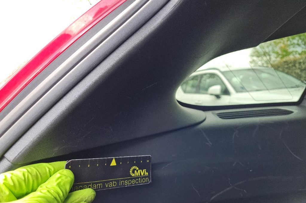 Volvo V60 2017 фото 11