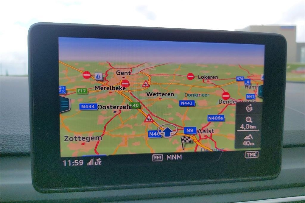 Audi A4 Avant 2018 photo 5