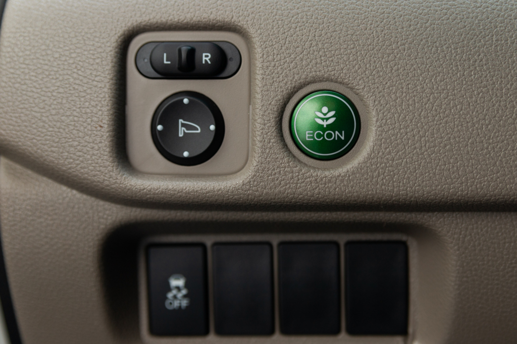 Honda Pilot LX 2018 photo 19