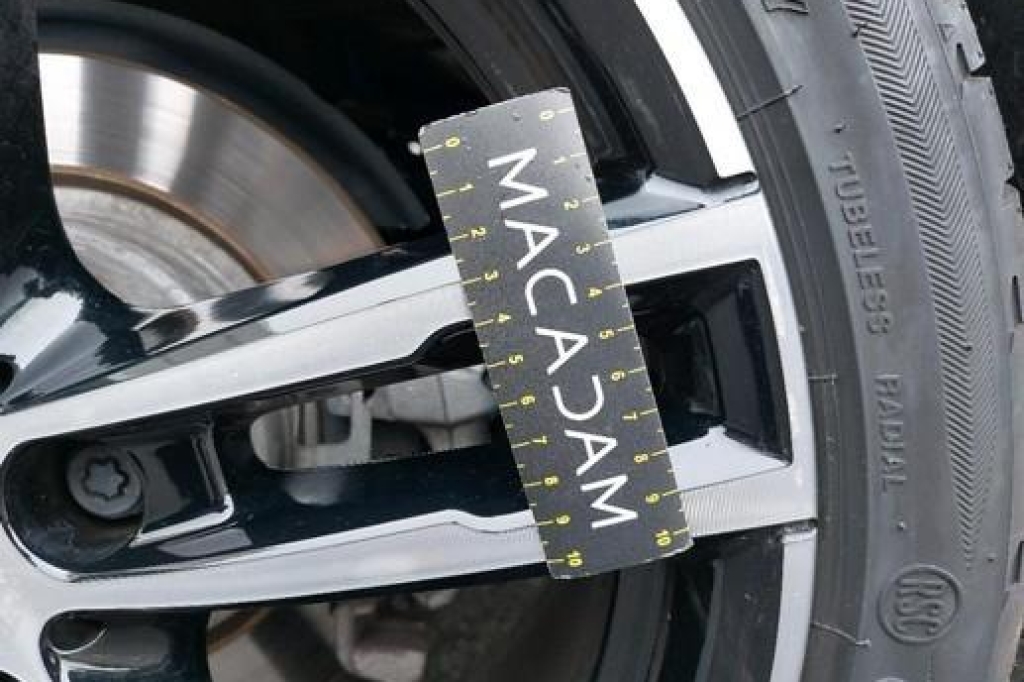 BMW 1er 2018 фото 35