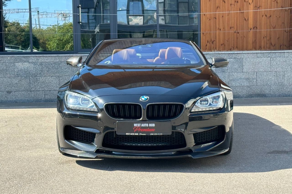 BMW M6 2012 фото 1