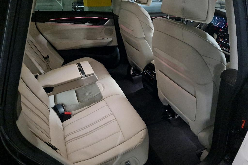 BMW 6er Gran Turismo 2019 фото 16