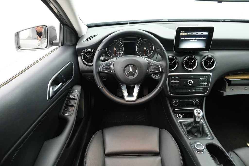 Mercedes-Benz A-Klasse 2017 photo 6