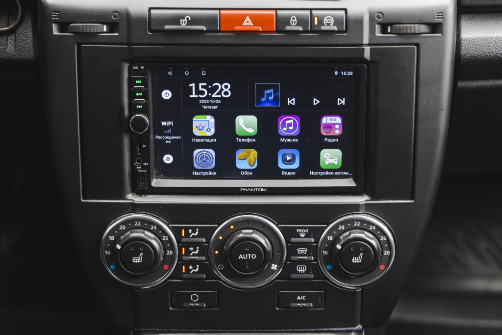 Land Rover Freelander 2010 фото 24