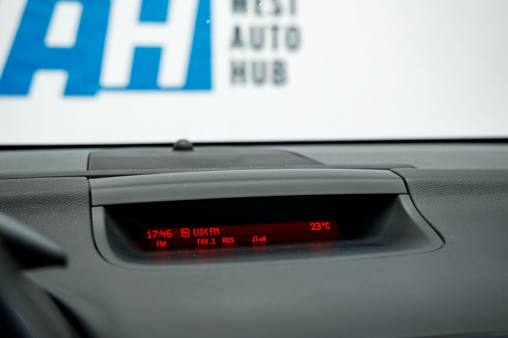 Opel Meriva 2011 photo 16