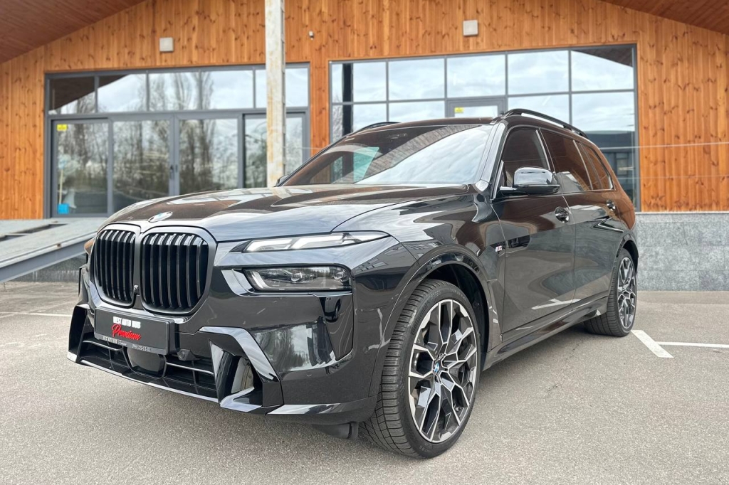 BMW X7 40d 2024 фото 7
