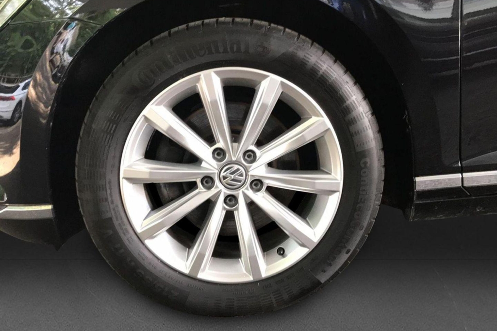 Volkswagen Passat Variant 2017 photo 5