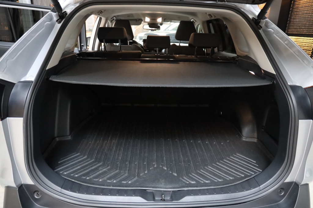 Toyota RAV4 2023 фото 29