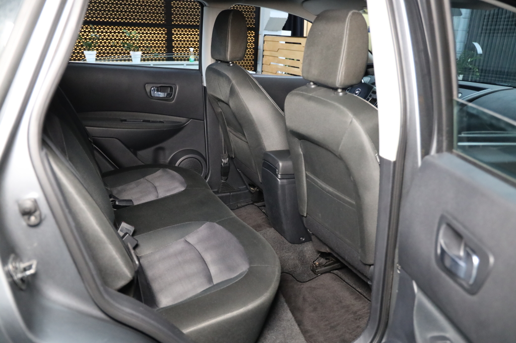 Nissan Qashqai 1.6 2013 фото 31