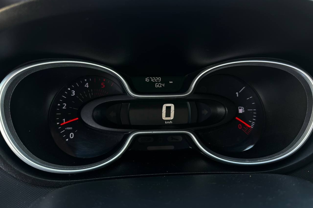 Renault Trafic 2020 фото 15