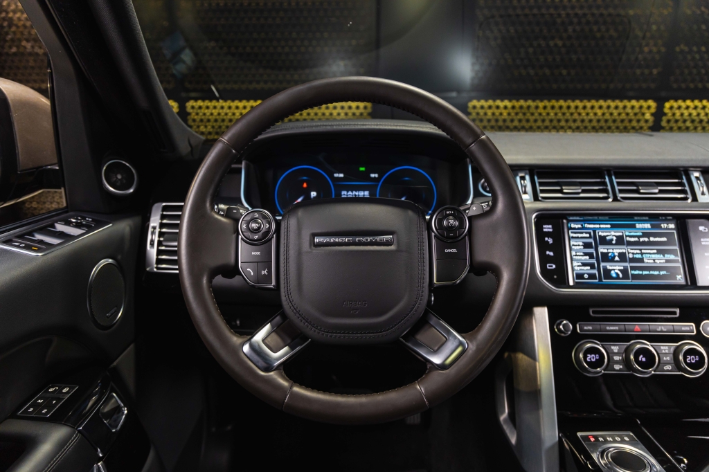 Land Rover Range Rover Vogue 2013 фото 24