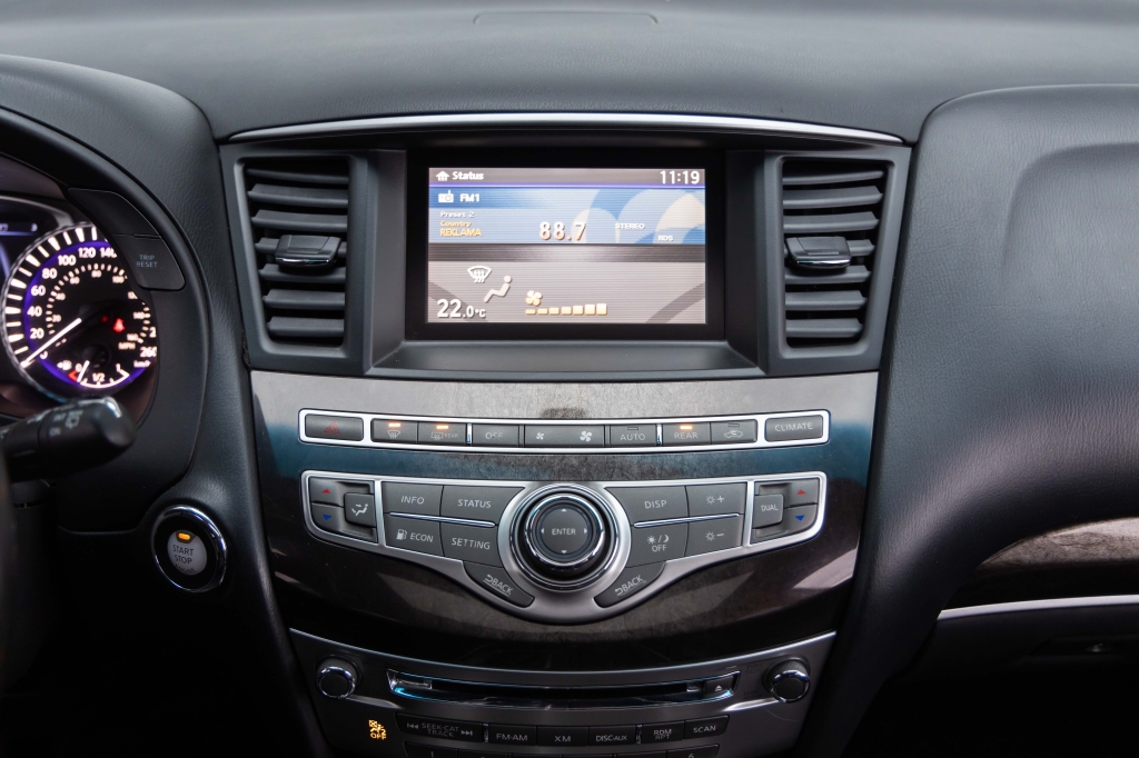 Infiniti QX60 2014 фото 27