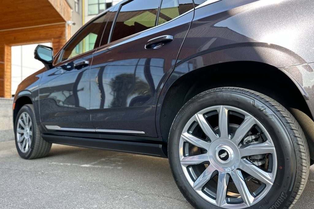 Cadillac Escalade PLATINUM 4WD 2022 фото 7