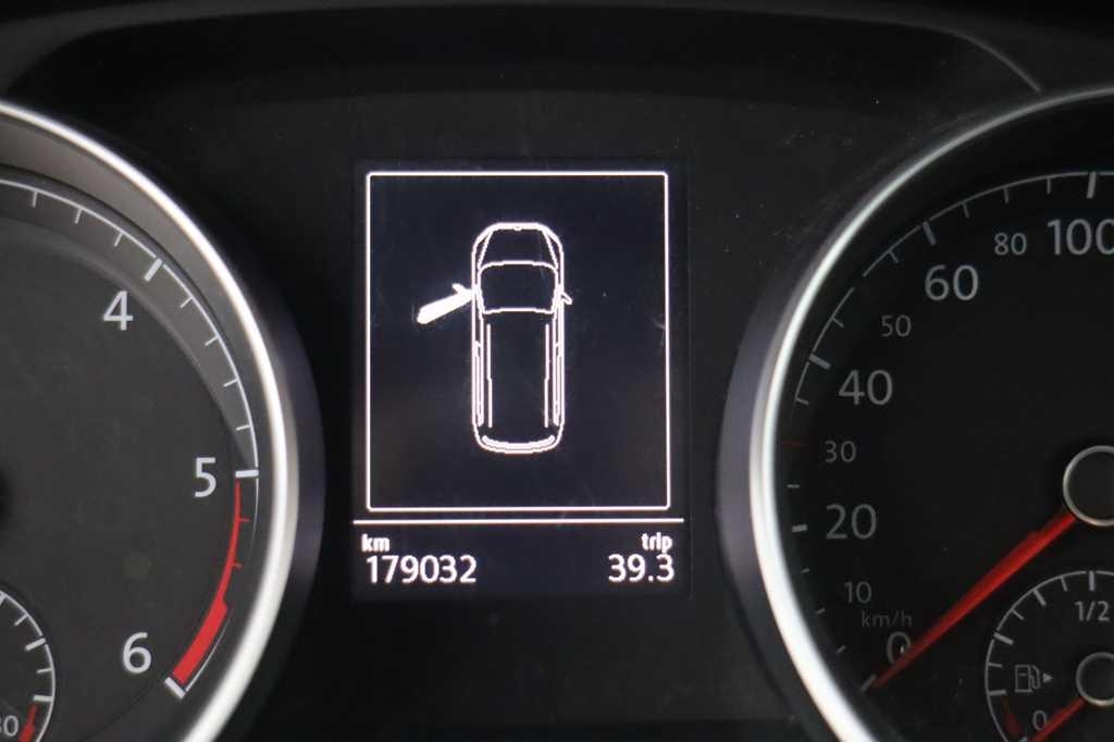 Volkswagen Touran 2016 фото 4