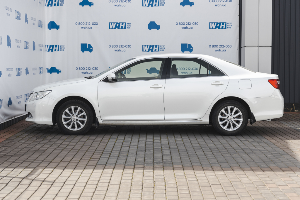 Toyota Camry 2013 photo 12