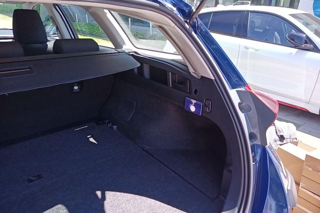 Toyota Auris Touring Sports 2016 photo 15