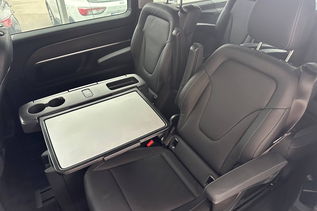 Mercedes-Benz V-Class 300d Extra Long  2023 фото 10