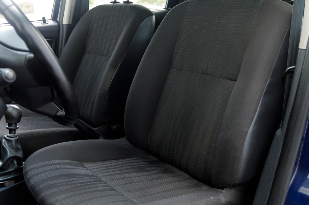 Dacia Duster 4x4 2011 фото 16