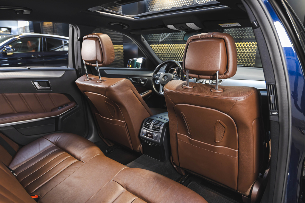 Mercedes-Benz E-Class E350 2014 photo 34