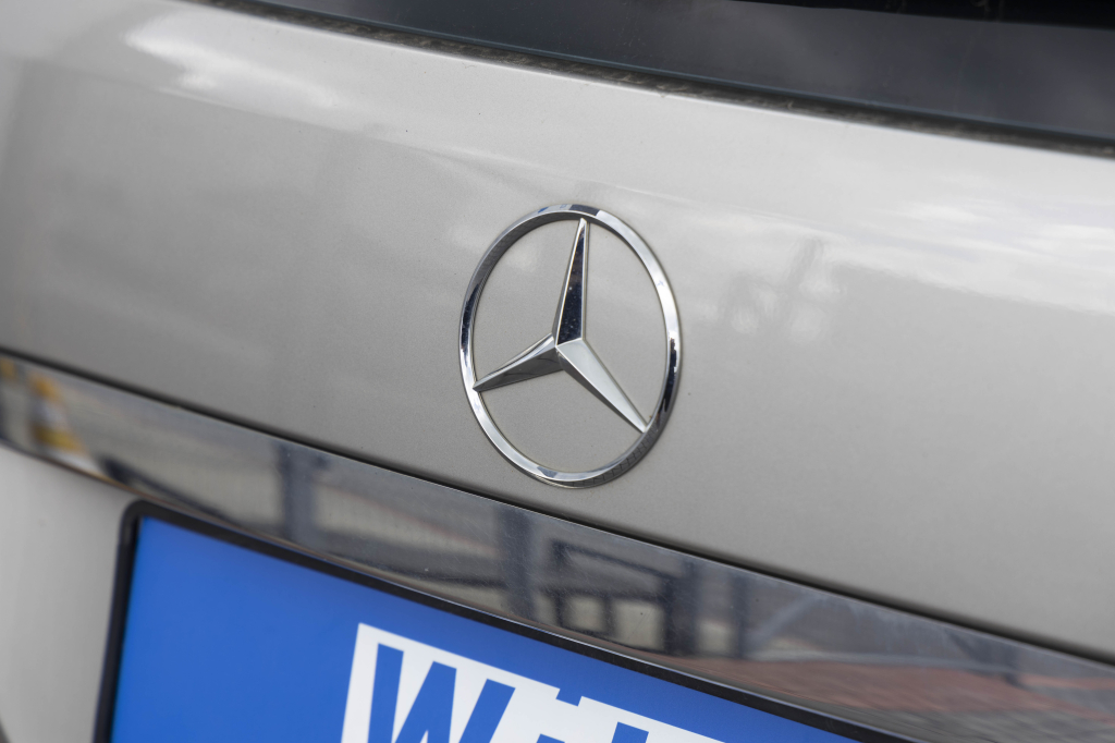 Mercedes-Benz M-Class ML500 W164 2006 photo 13