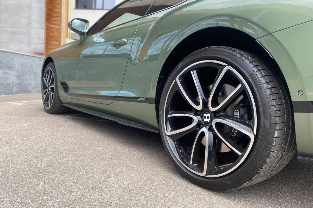 Bentley Continental GT 2021 фото 9