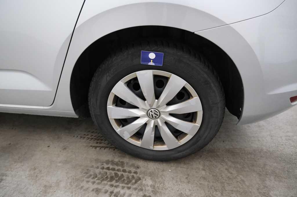 Volkswagen Touran 2018 фото 16