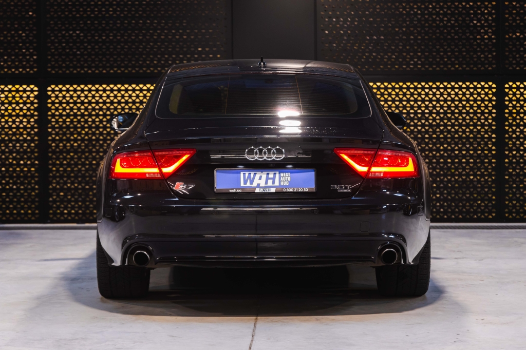 Audi A7 2012 фото 12