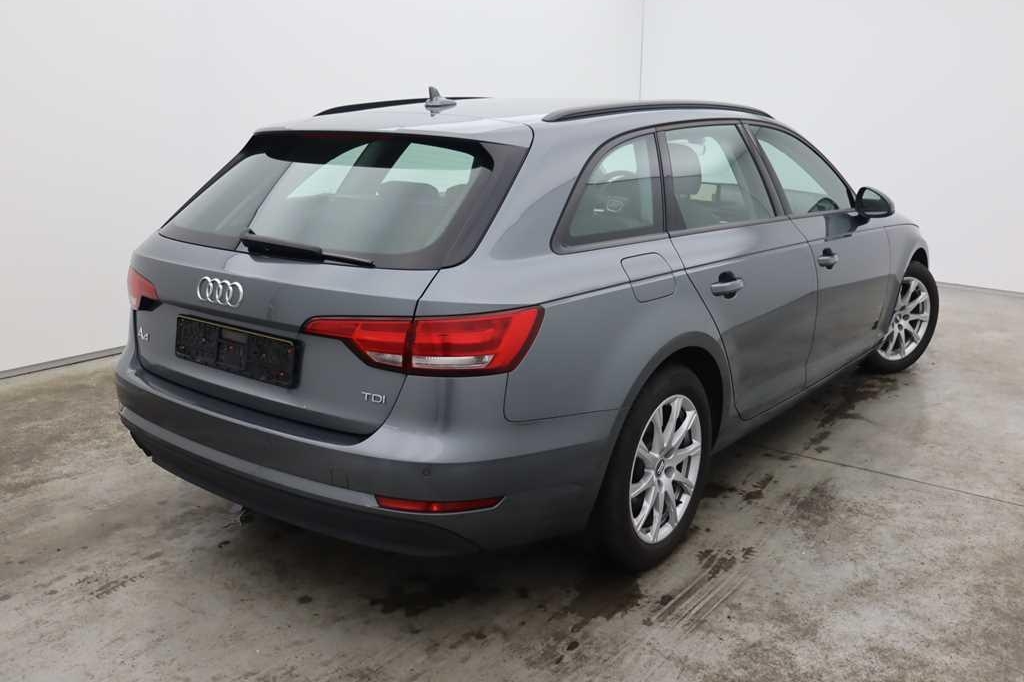 Audi A4 Avant 2017 photo 3