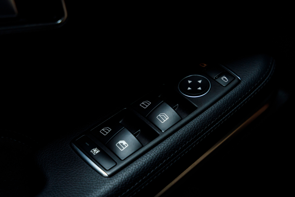 Mercedes-Benz E 220  Bluetec 2015 фото 48