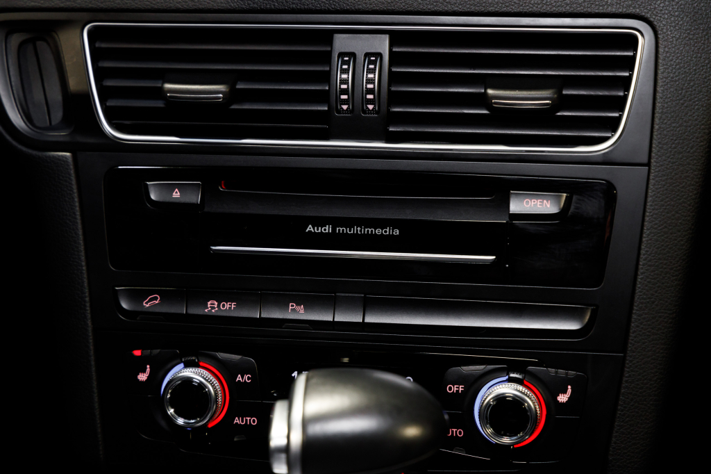 Audi Q5 Premium Plus 2015 photo 30