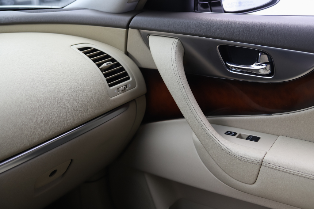 Infiniti FX 50 S 2008 photo 25