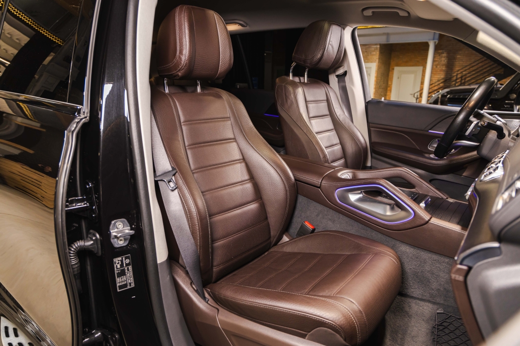 Mercedes-Benz GLS-Class 400d 2020 photo 29