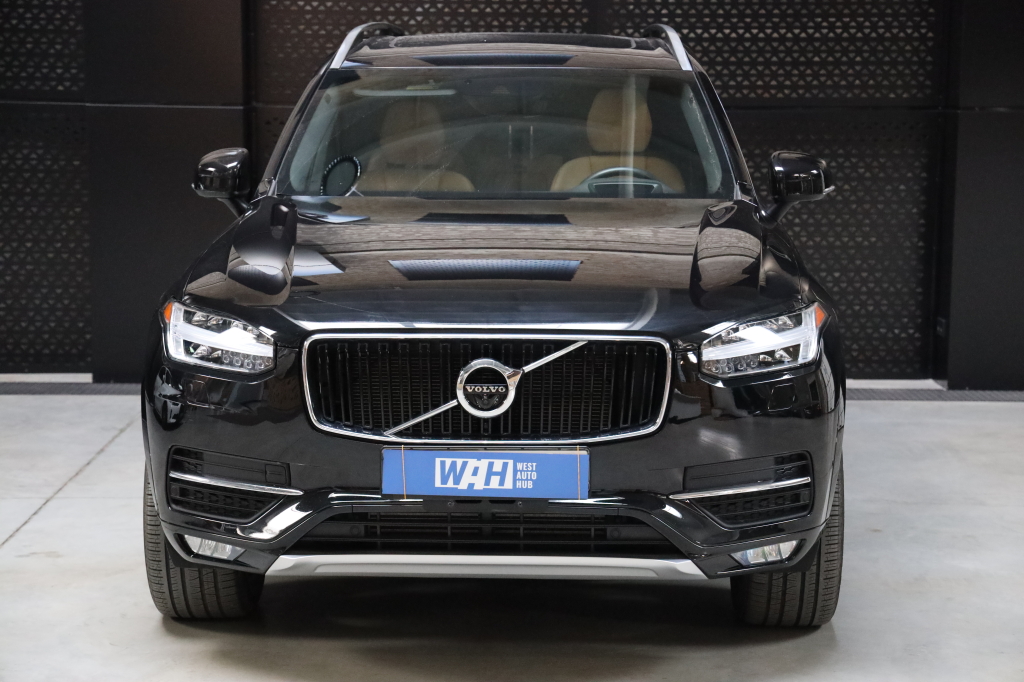Volvo XC90 2019 photo 1