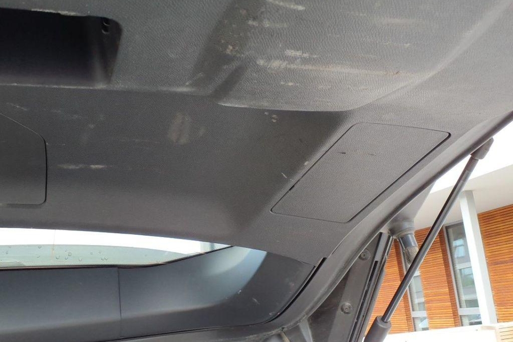 Peugeot 5008 2018 photo 42