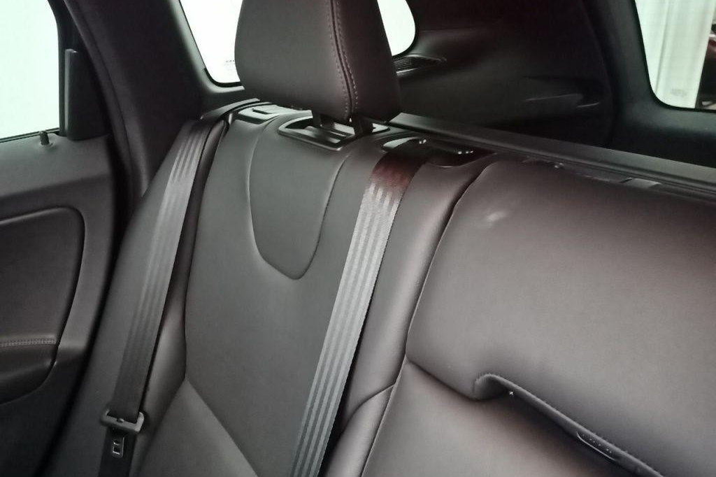 Volvo XC60 2017 photo 11