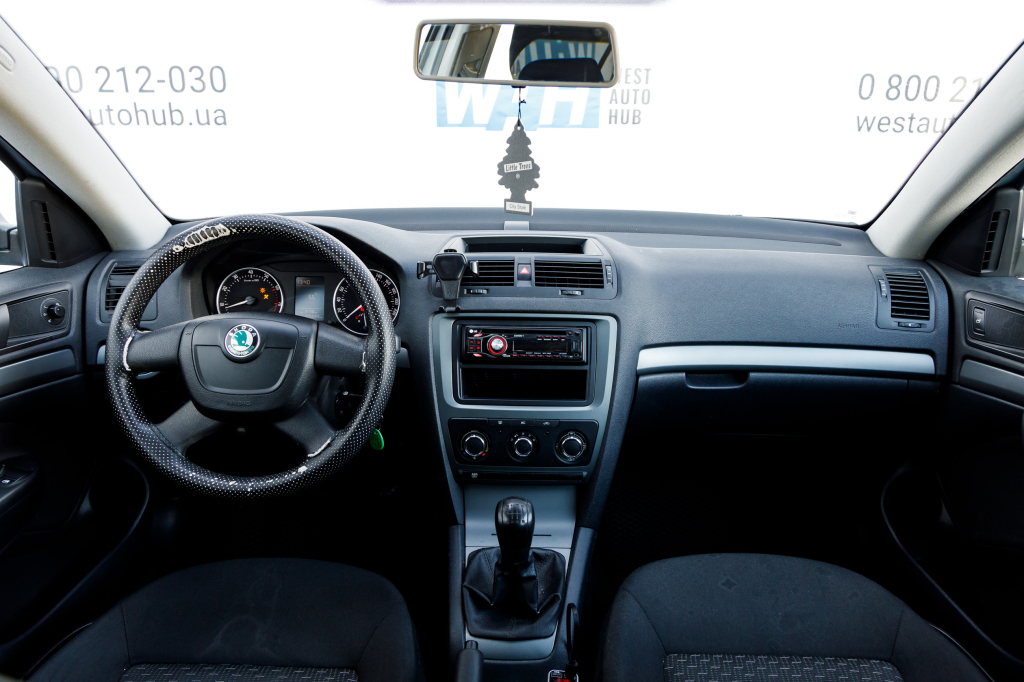 Skoda Octavia A5 2010 фото 12