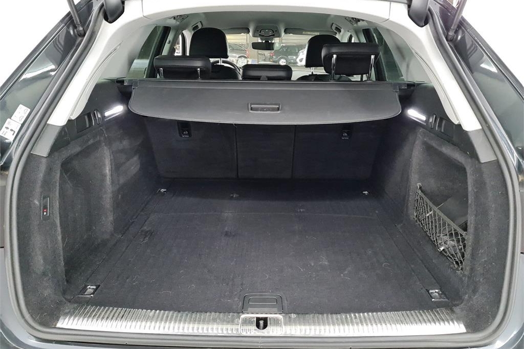 Audi A4 Avant 2017 фото 7