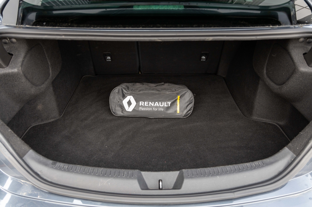 Renault Megane 2020 фото 30