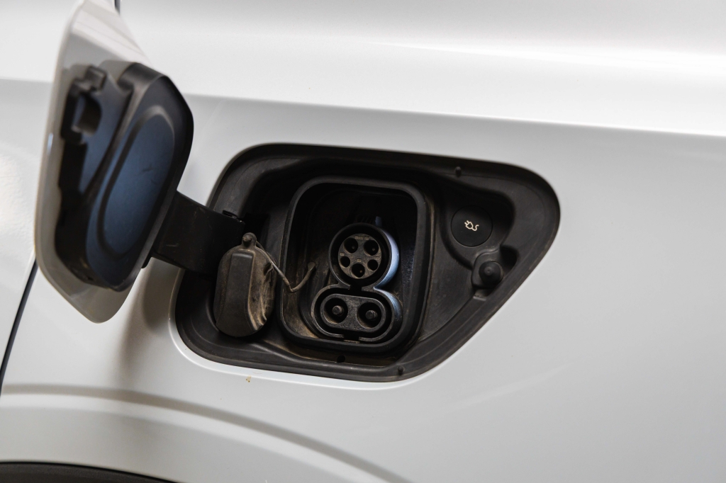 Polestar 2 2022 фото 13