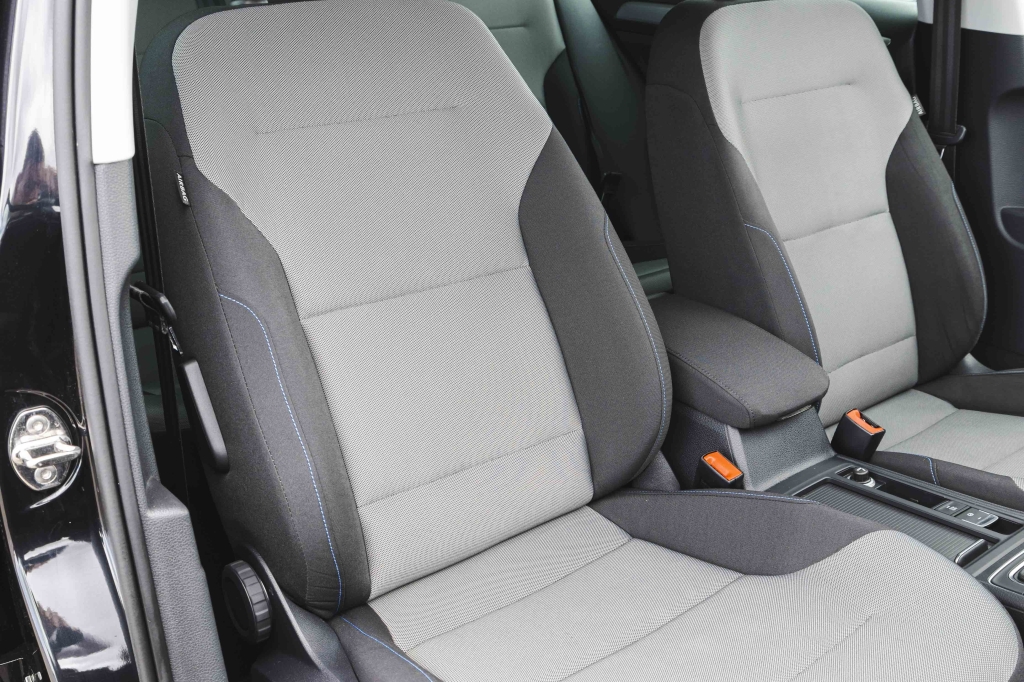 Volkswagen e-Golf 2014 фото 28