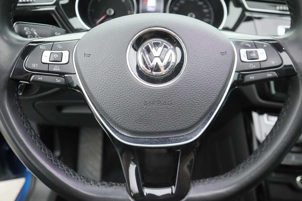 Volkswagen Touran 2016 фото 47