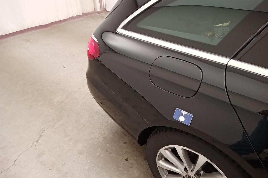 Mercedes-Benz E-Klasse 2018 фото 39