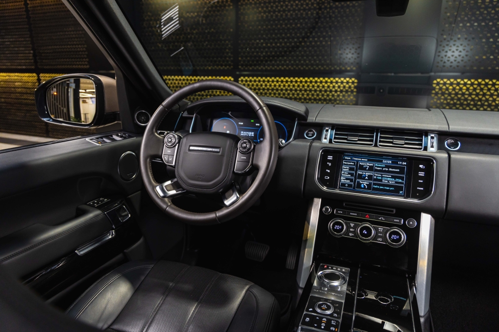 Land Rover Range Rover Vogue 2013 фото 34