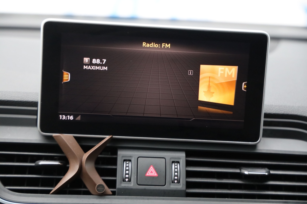 Audi Q5 2017 фото 25