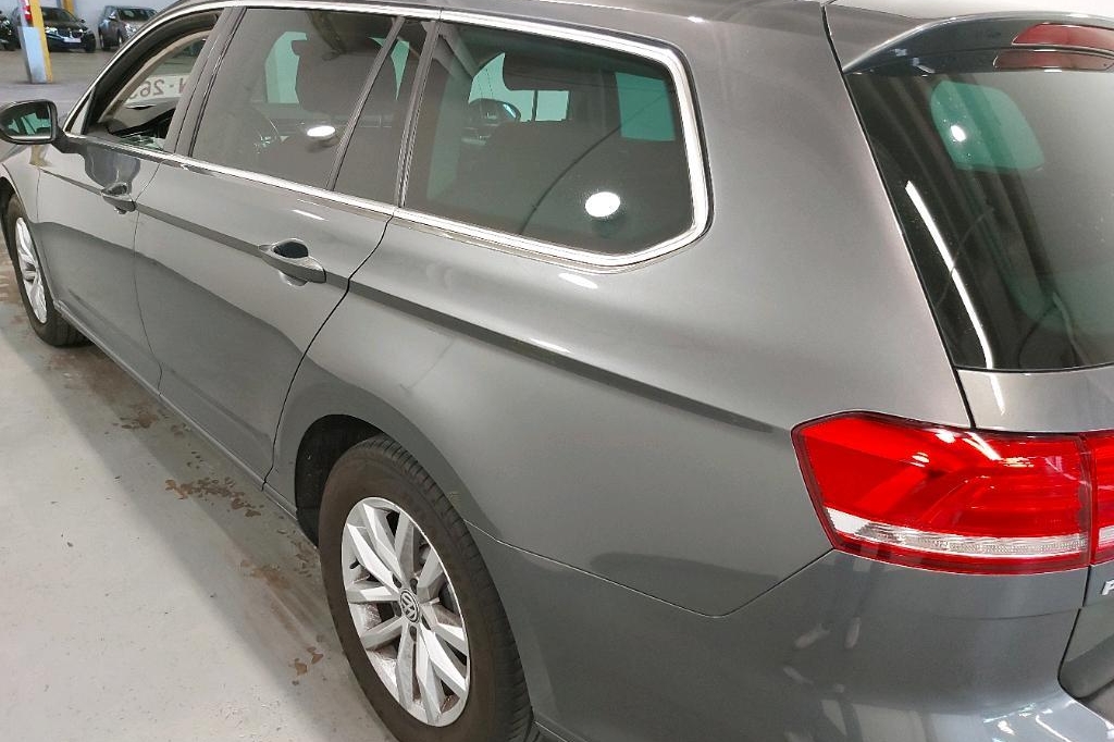 Volkswagen Passat Variant 2017 фото 24