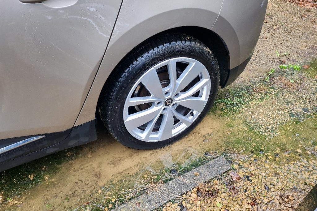 Renault Grand Scenic 2018 фото 14